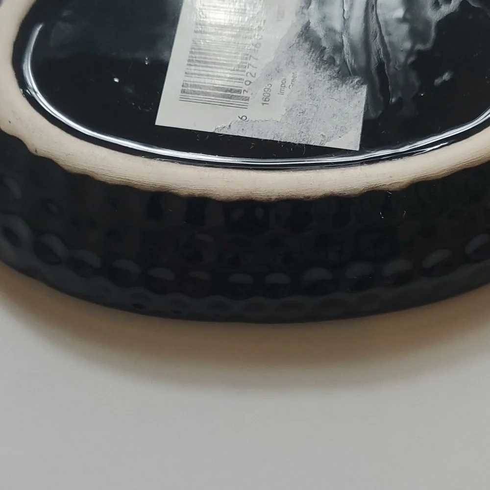 Black toothbrush holder and soap dish set